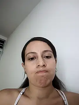 Meryjem online show from February 9, 2026, 3:59 am