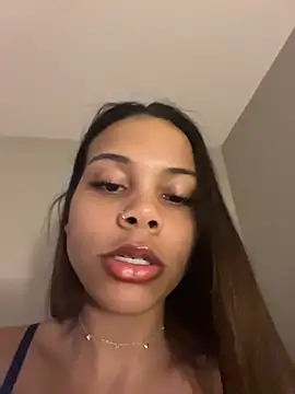 Petite Baddie online show from July 11, 2026, 6:03 am