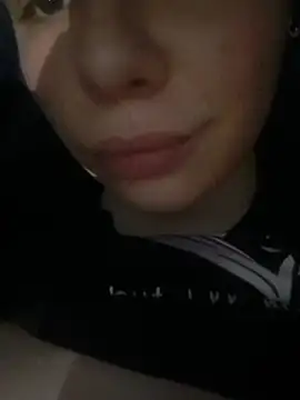 miraevelina online show from March 10, 2026, 9:52 pm