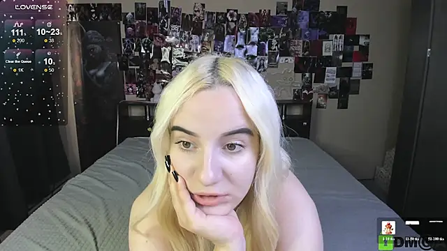 Naomi1Hinata online show from June 27, 2026, 1:11 am