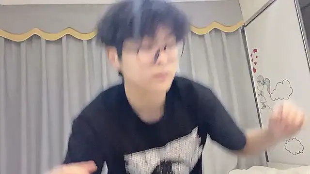 zijunzbzs online show from July 20, 2026, 10:39 am