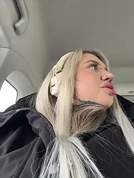 Chiibi online show from February 22, 2026, 9:55 am