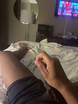 Tyeyoungg online show from February 3, 2026, 7:02 am