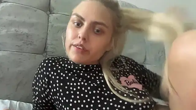 kirstiex online show from February 3, 2026, 6:22 am