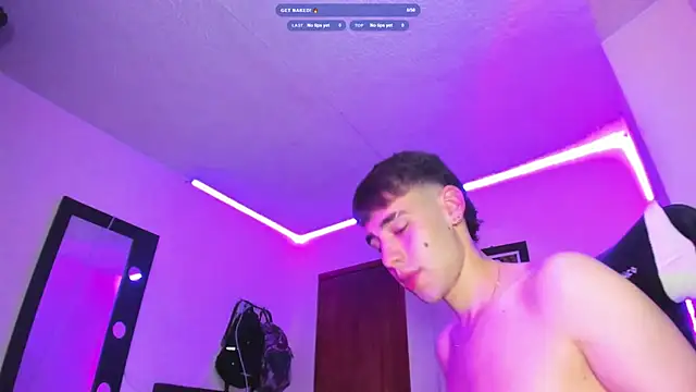 PapiNoha69 online show from March 11, 2026, 3:00 am