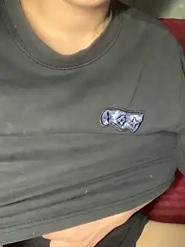 Snapshot of Luna_Babyyy chatting on March 2, 2026, 7:15 am Luna Babyyy online show from March 2, 2026, 7:15 am