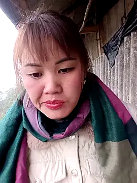 Anna 516 online show from March 12, 2026, 10:52 am