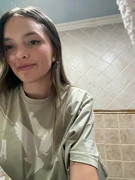 mia m222 online show from February 5, 2026, 2:51 am