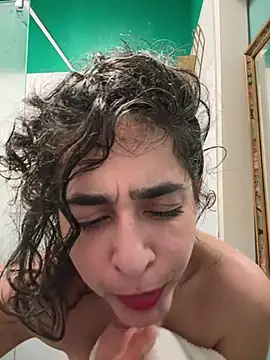 notyourtypicalAnna online show from February 4, 2026, 5:13 am