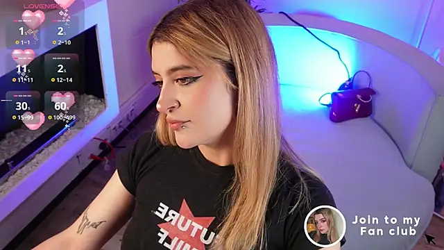 Snapshot of Kore__1 chatting on April 1, 2026, 7:44 pm Kore 1 online show from April 1, 2026, 7:44 pm