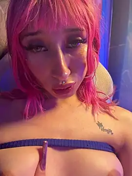 Maaddy LS online show from February 5, 2026, 7:53 pm