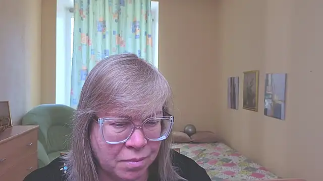 Emma Eclipsee online show from March 25, 2026, 6:57 am