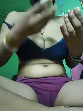 Snapshot of Vinita_cuty chatting on July 20, 2026, 3:47 am Vinita cuty online show from July 20, 2026, 3:47 am