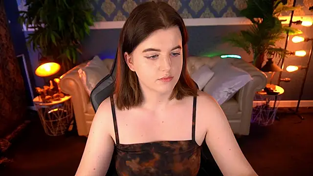 KristiFoxy online show from June 22, 2026, 12:35 pm