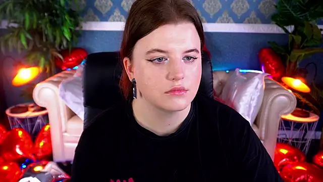 KristiFoxy online show from February 15, 2026, 5:19 am