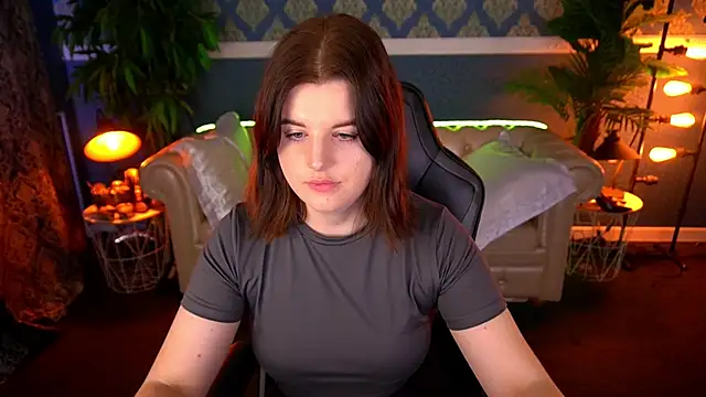KristiFoxy online show from June 16, 2026, 12:27 pm