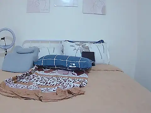 Snapshot of naughtywife118 chatting on March 9, 2026, 5:55 am naughtywife118 online show from March 9, 2026, 5:55 am