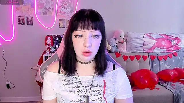 MollysLand online show from February 10, 2026, 8:35 am