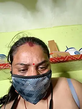 06Rozi online show from March 11, 2026, 5:18 pm