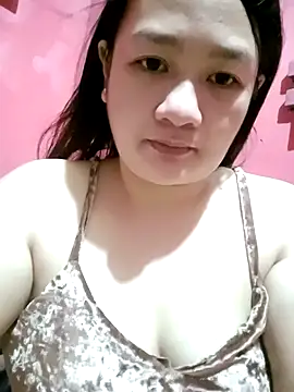 Snapshot of UrLovelyWetPussy chatting on March 18, 2026, 8:50 am UrLovelyWetPussy online show from March 18, 2026, 8:50 am