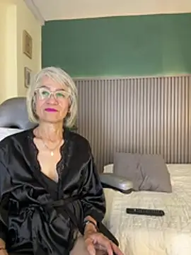 miss monserrate01 online show from July 12, 2026, 2:40 pm
