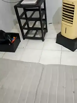 Snapshot of xxxdoidinhaxxx chatting on February 4, 2026, 12:27 am xxxdoidinhaxxx online show from February 4, 2026, 12:27 am