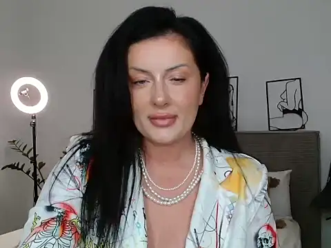 Jasmin0e online show from April 30, 2026, 11:39 am