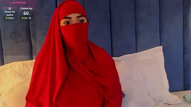 fatimarab   online show from February 15, 2026, 3:29 am