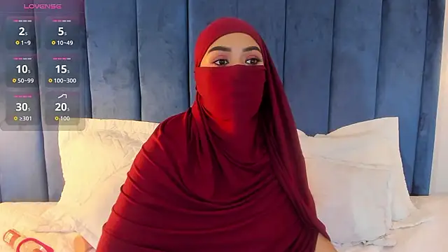 fatimarab   online show from February 17, 2026, 3:59 am