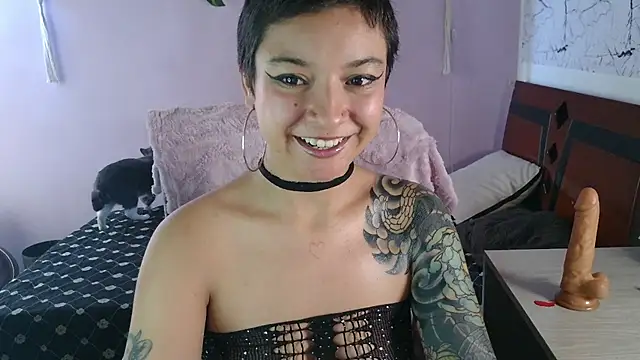 juaaanaaa online show from February 15, 2026, 7:02 pm