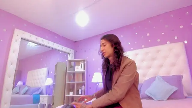 Goldentemptation  online show from February 25, 2026, 7:36 pm