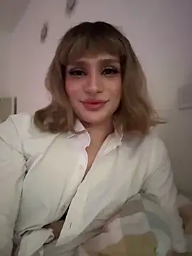 Snapshot of Julia_SweetBaby chatting on February 25, 2026, 3:34 pm Julia SweetBaby online show from February 25, 2026, 3:34 pm