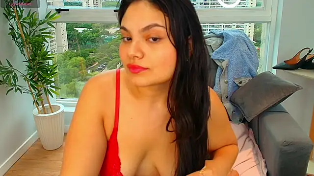 Betty Sims online show from February 3, 2026, 8:36 pm