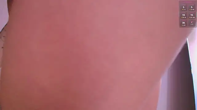 Snapshot of Artt_Juli chatting on March 7, 2026, 10:04 pm Artt Juli online show from March 7, 2026, 10:04 pm