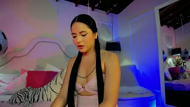 niicole garner online show from July 21, 2026, 4:52 pm