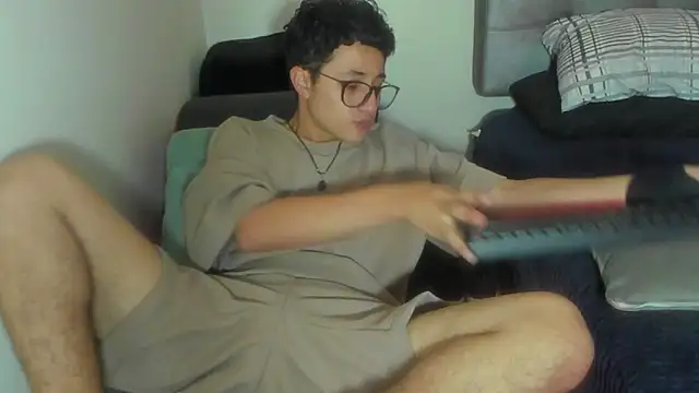 Adonibaskerville4 online show from February 27, 2026, 2:17 pm