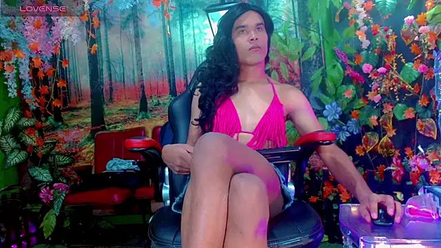 Gata Salvaje   online show from February 18, 2026, 3:37 am