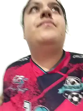 Snapshot of Hammys-stevee chatting on February 13, 2026, 4:01 am Hammys-stevee online show from February 13, 2026, 4:01 am