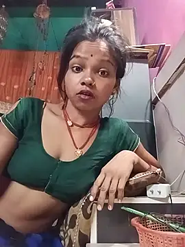 Snapshot of Cut_ikina chatting on June 10, 2026, 10:11 pm Cut ikina online show from June 10, 2026, 10:11 pm