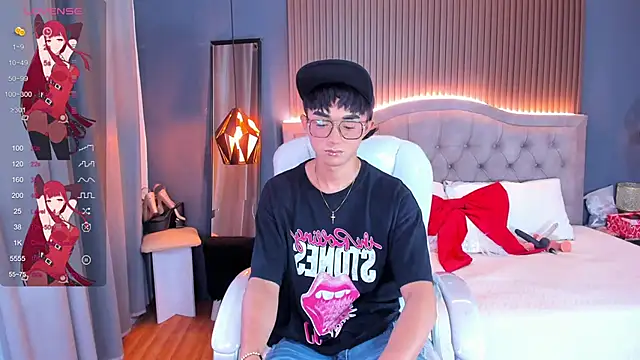 Snapshot of Noa_03 chatting on June 19, 2026, 6:14 pm Noa 03 online show from June 19, 2026, 6:14 pm