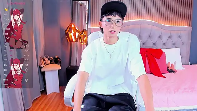Snapshot of Noa_03 chatting on June 4, 2026, 6:23 pm Noa 03 online show from June 4, 2026, 6:23 pm