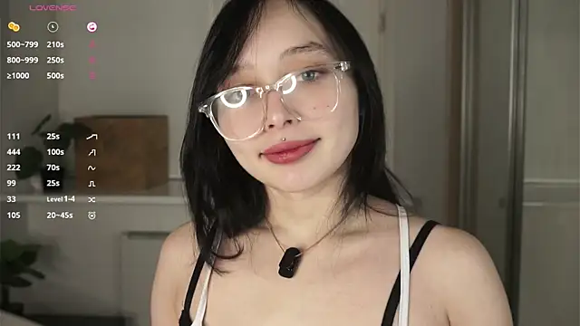 HannaHayles online show from February 14, 2026, 5:46 pm