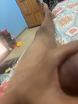 youngsterSA223 online show from February 12, 2026, 8:08 pm