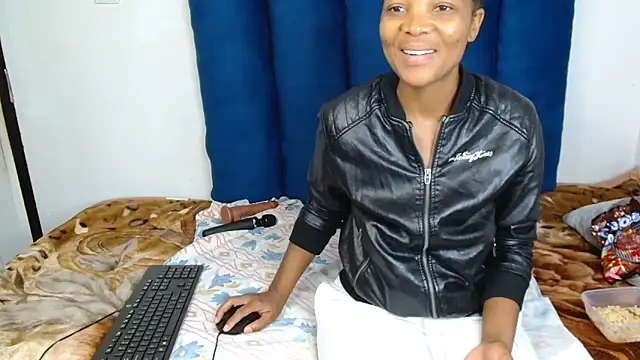 ForeverSexy  online show from February 23, 2026, 7:09 am