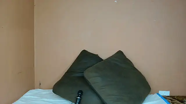 ForeverSexy  online show from April 29, 2026, 7:01 am