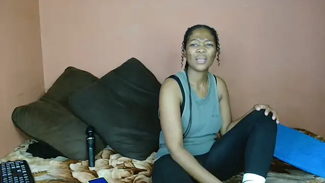 ForeverSexy  online show from April 20, 2026, 11:35 am