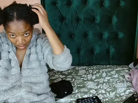 ForeverSexy  online show from July 16, 2026, 6:54 am