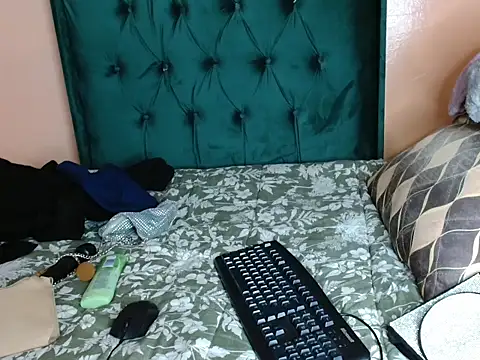 ForeverSexy  online show from July 26, 2026, 6:20 am