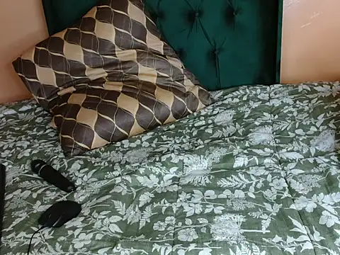 ForeverSexy  online show from July 28, 2026, 5:59 am