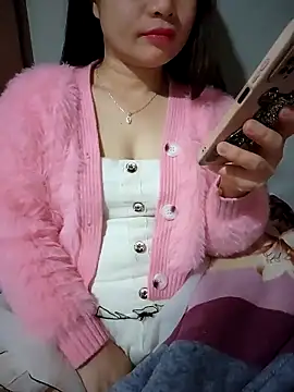 aki zz69 online show from February 10, 2026, 1:43 pm